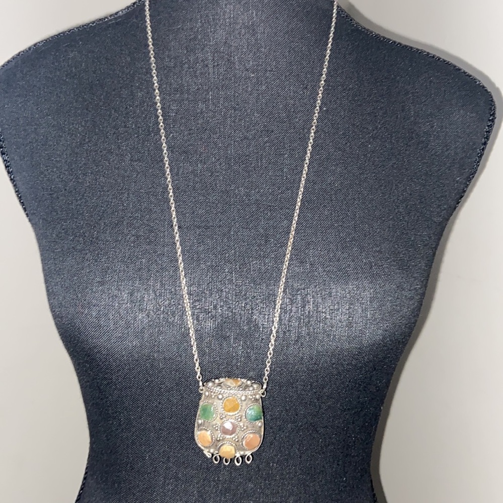 Small rock pendant handmade necklace from india